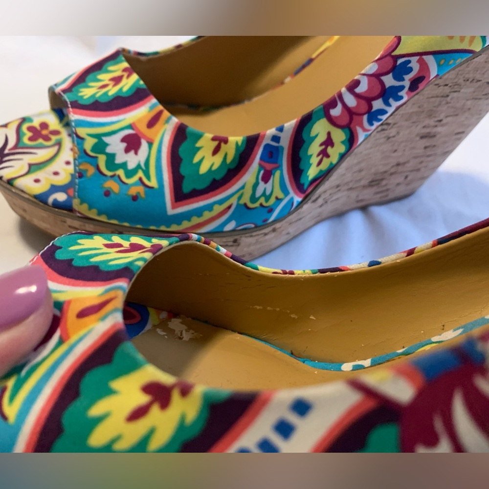 Vibrant Multicolor Floral Print Cork Wedge Heels - Picture 11 of 15